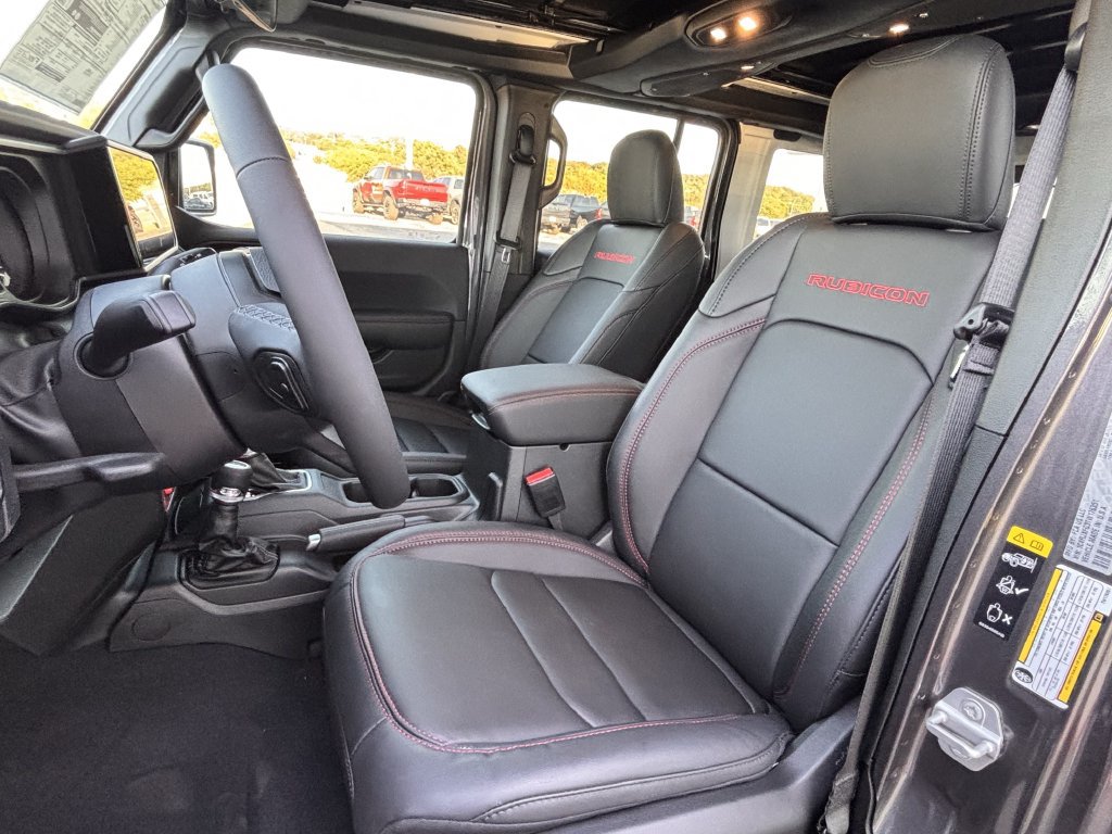 New 2026 Jeep Wrangler Unlimited Rubicon w/ Xtreme 35 Tire Package AWD/4WD image 19