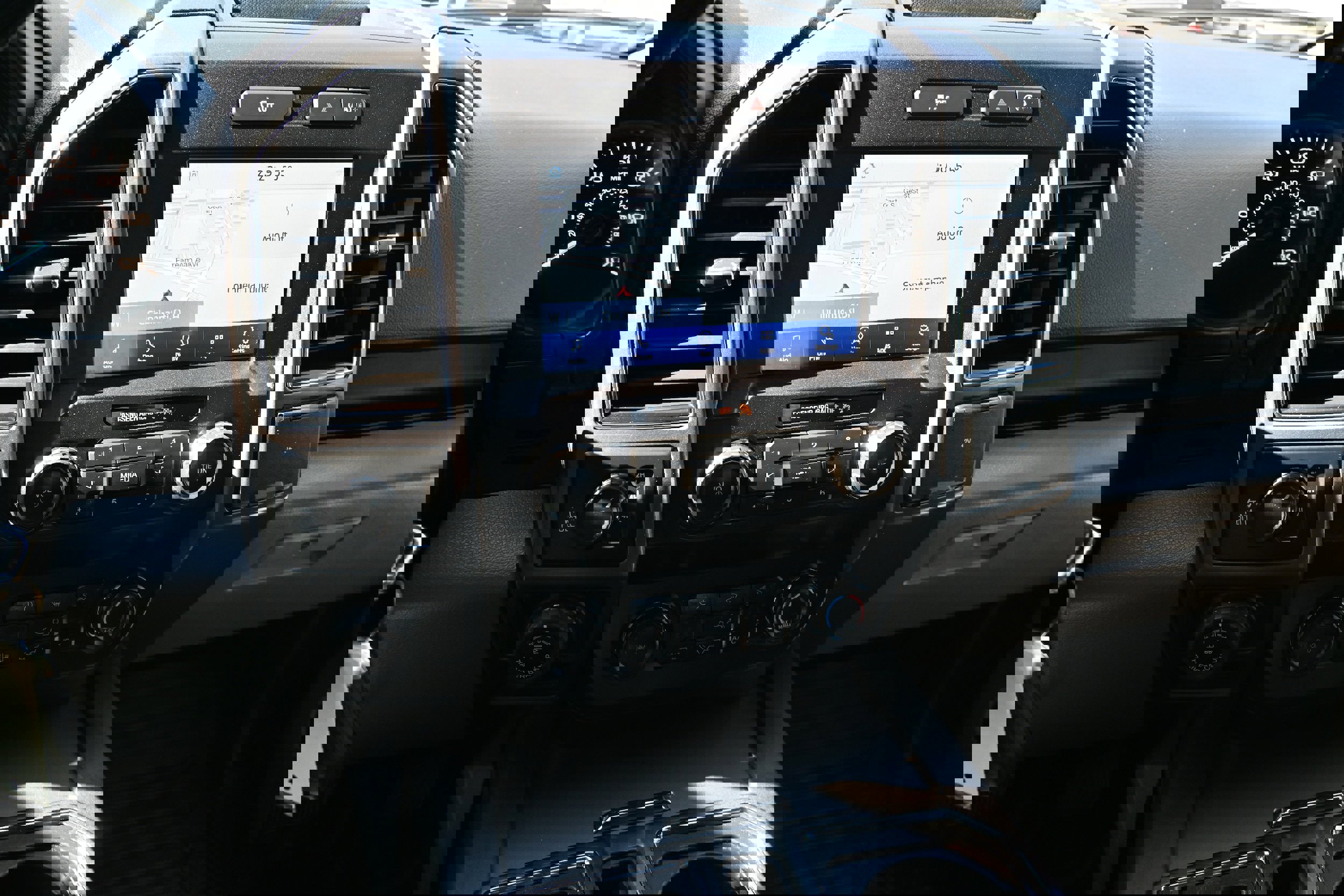 Used 2019 Ford F150 XLT w/ Equipment Group 302A Luxury image 15