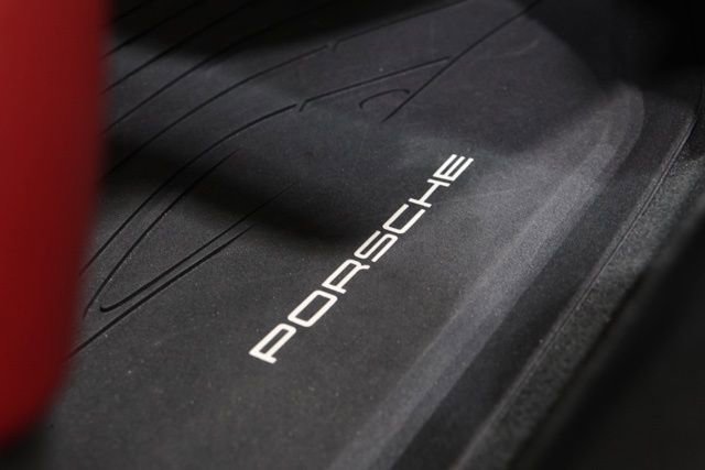 Used 2019 Porsche 911 Carrera 4S image 34