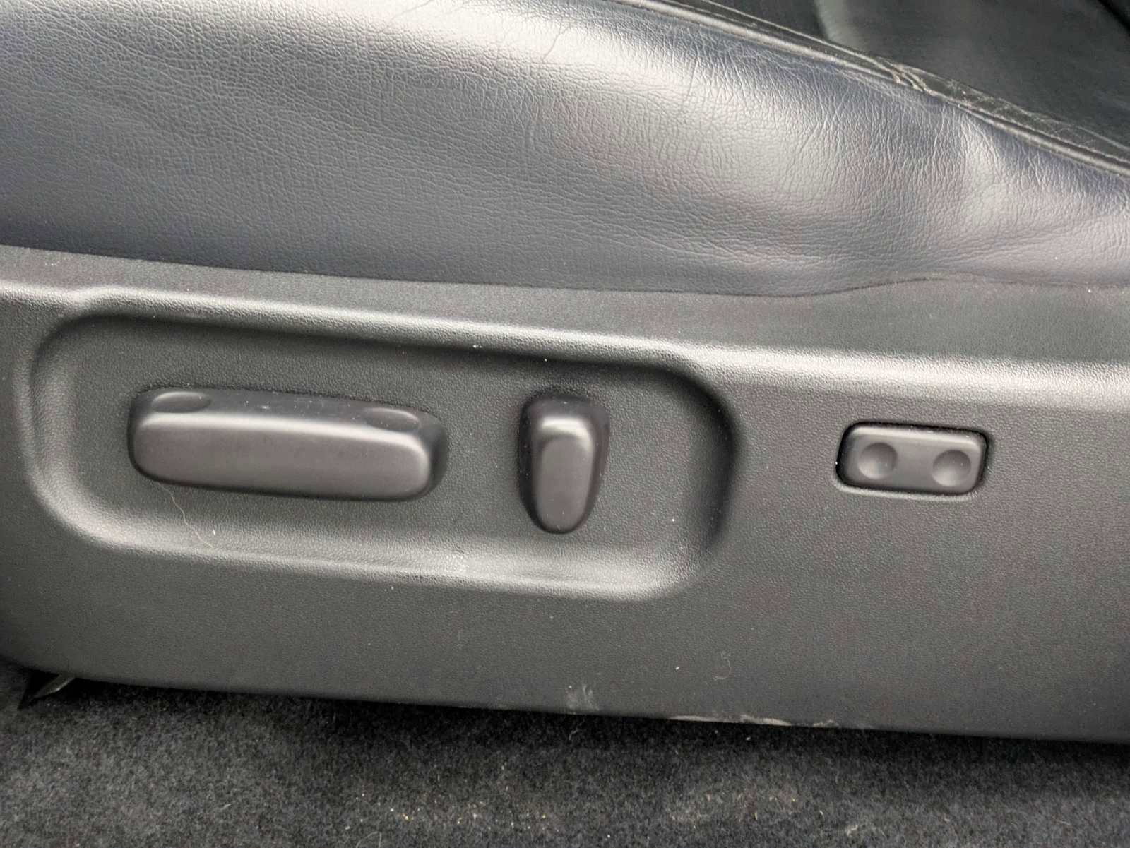 Used 2020 Toyota Tacoma TRD Off-Road w/ TRD Premium Off Road Package image 18