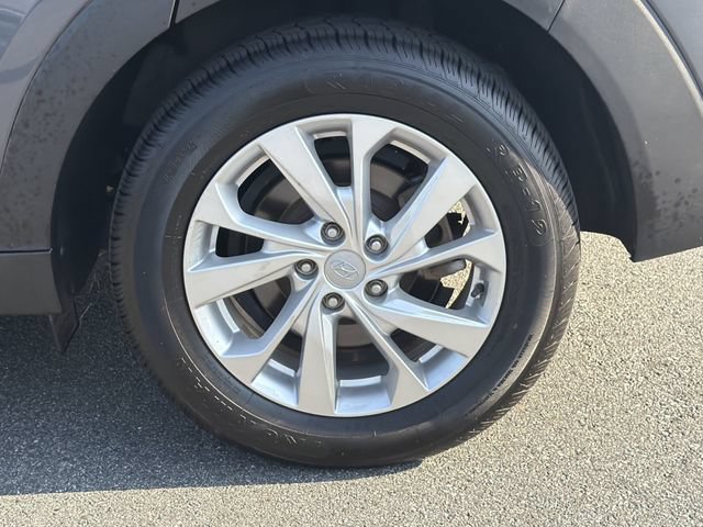 Used 2021 Hyundai Tucson Value FWD image 21