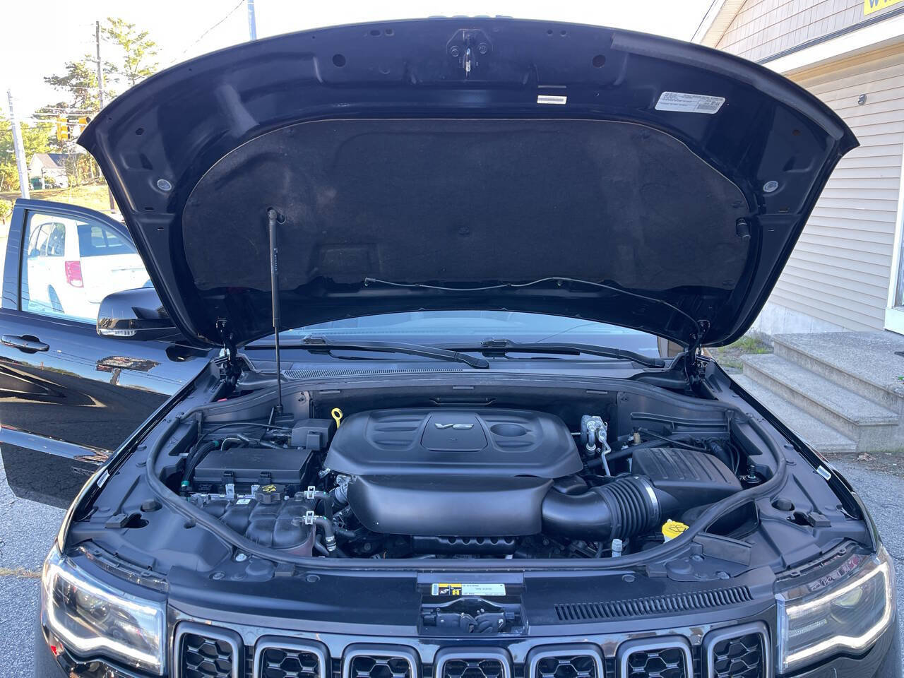 Used 2018 Jeep Grand Cherokee High Altitude image 23