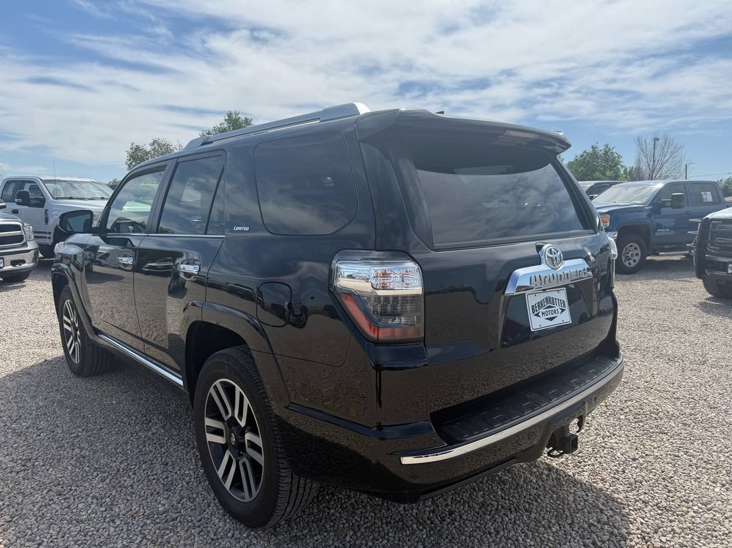 Used 2018 Toyota 4Runner Limited AWD/4WD image 7