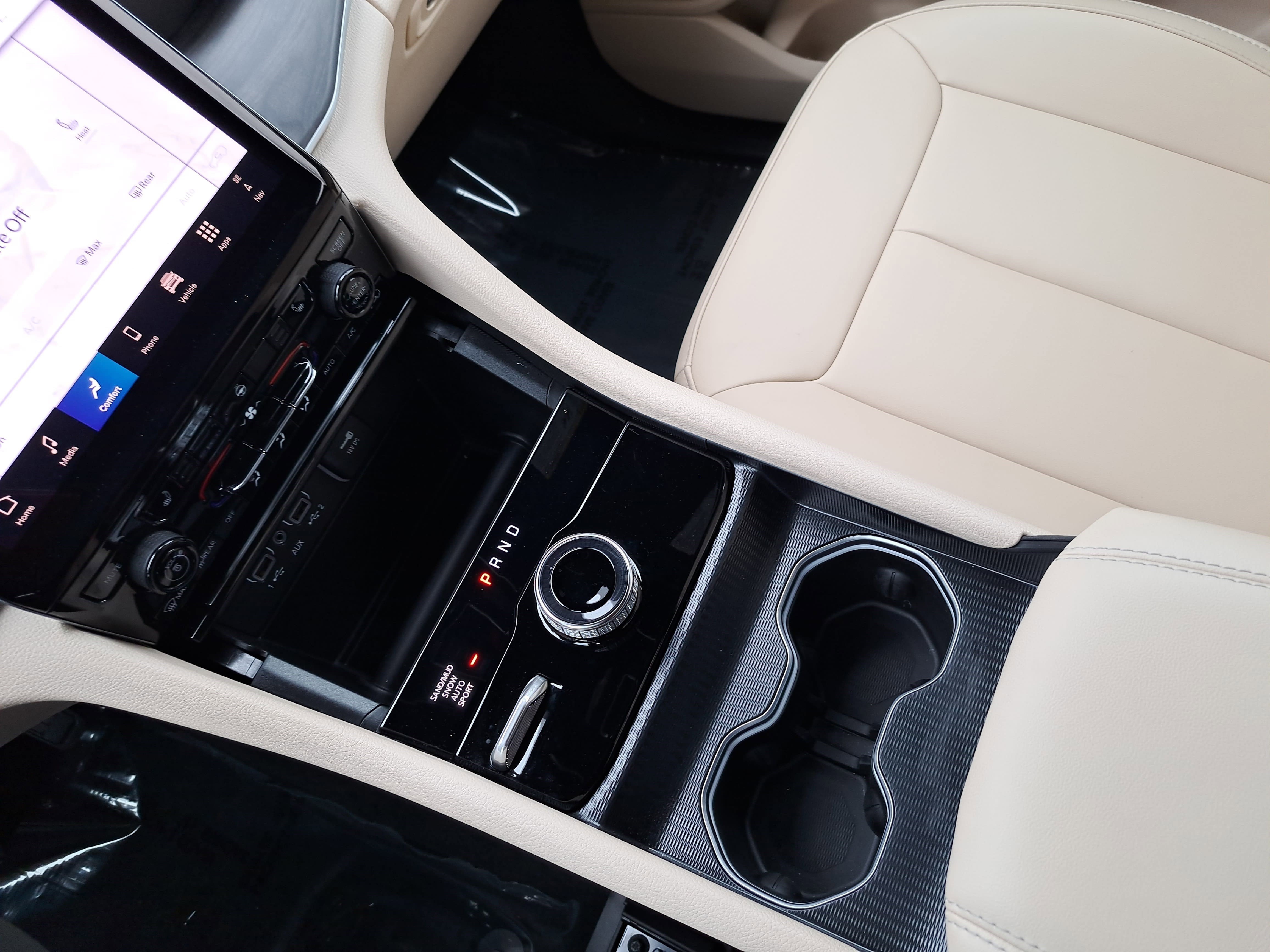 Used 2025 Jeep Grand Cherokee Limited image 25