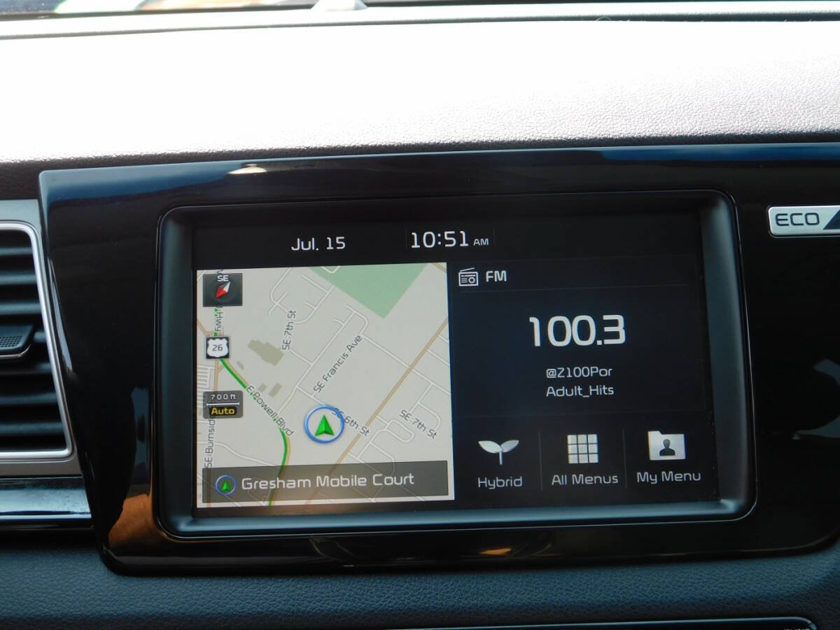 Used 2019 Kia Niro S Touring FWD image 11