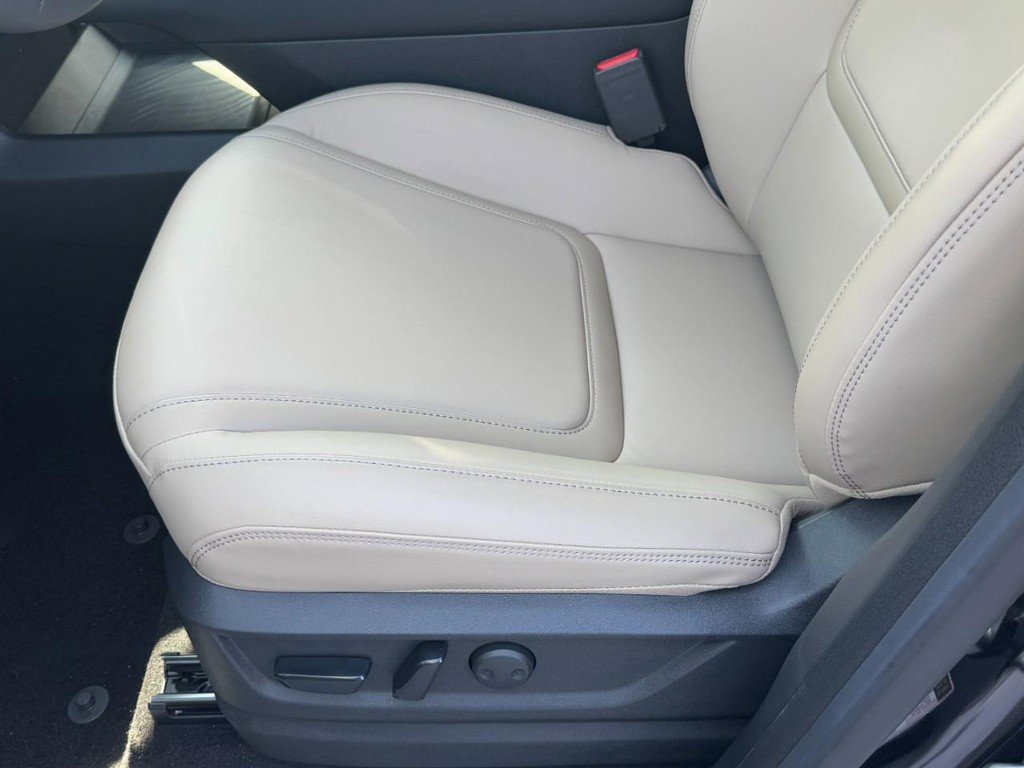 New 2026 INFINITI QX80 Pure w/ Cargo Package image 17