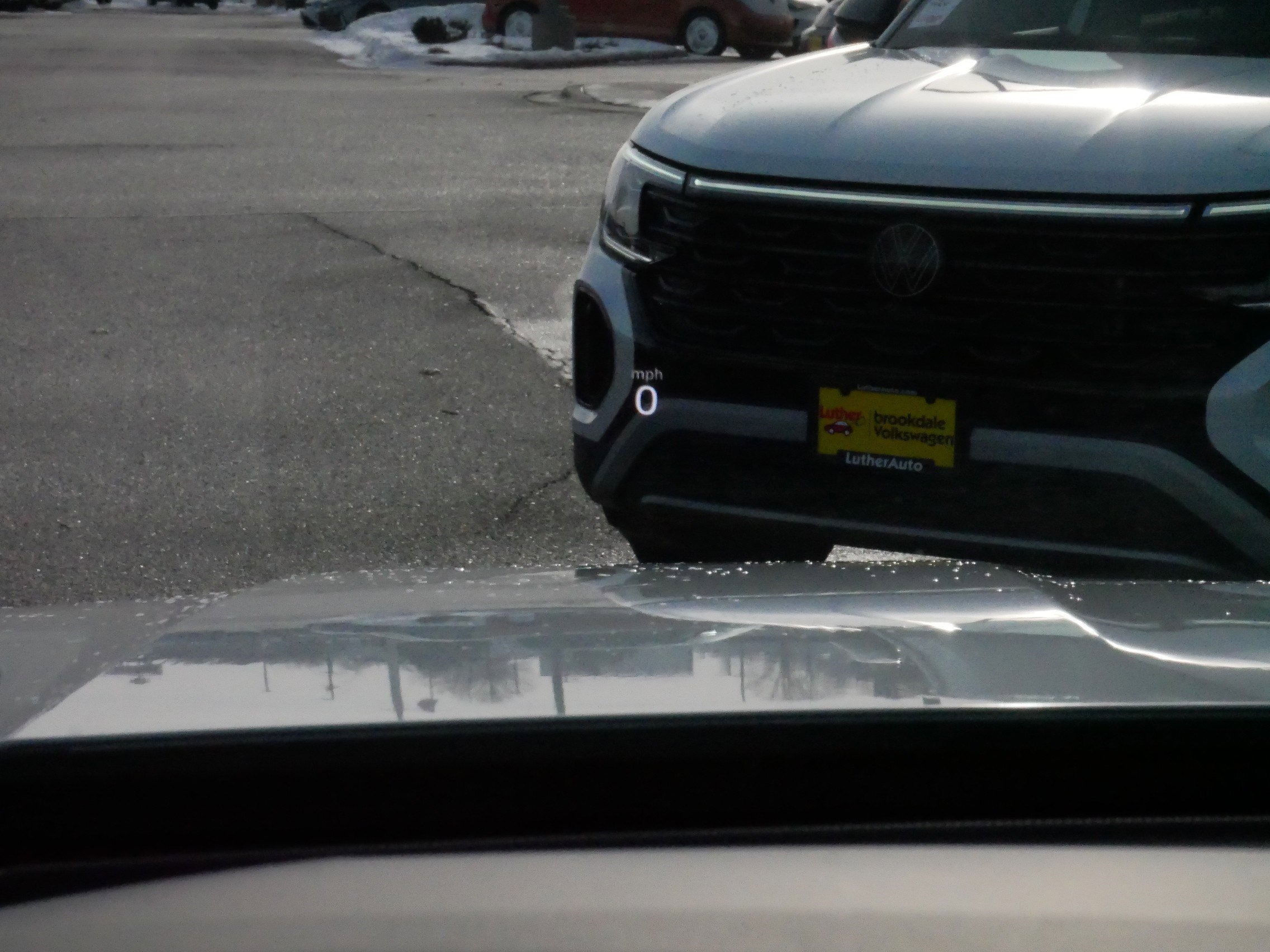 Used 2024 Volkswagen Atlas Cross Sport SEL R-Line image 34