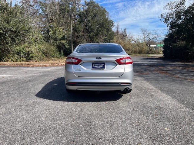 Used 2015 Ford Fusion Energi SE image 6