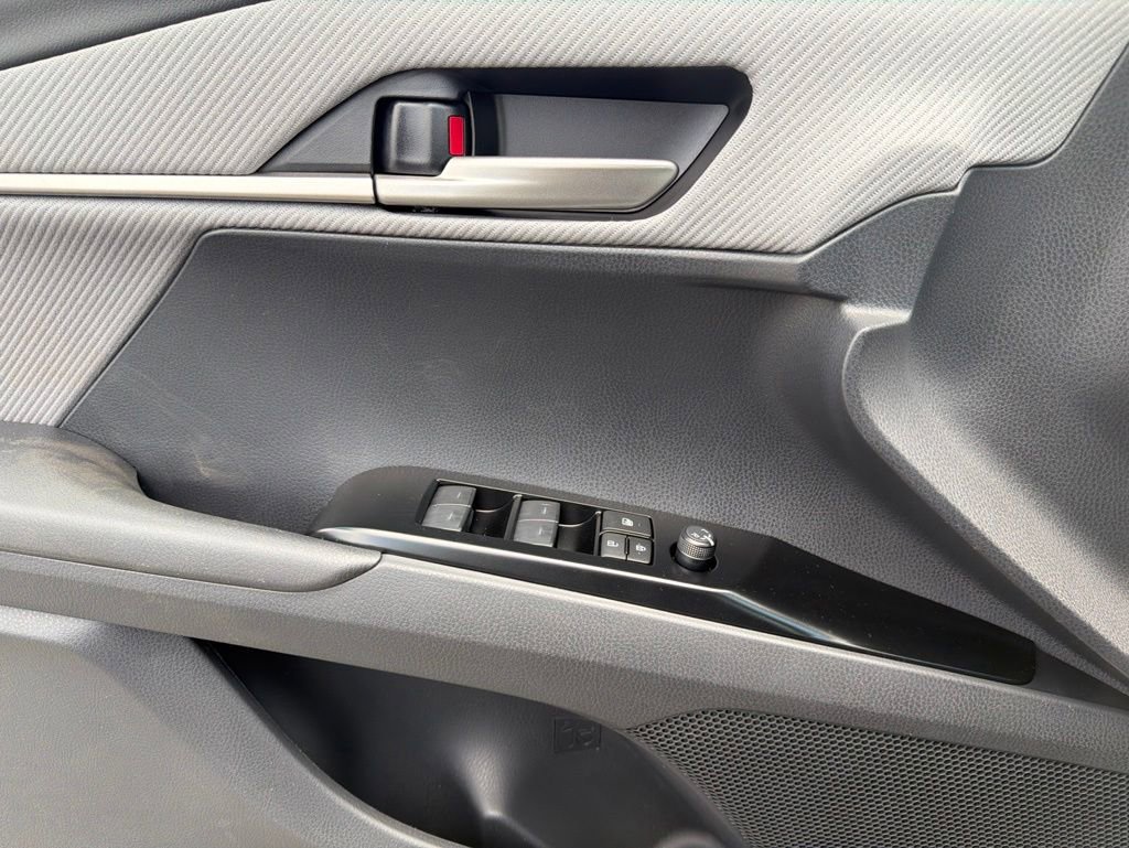 New 2026 Toyota Camry SE AWD/4WD image 11