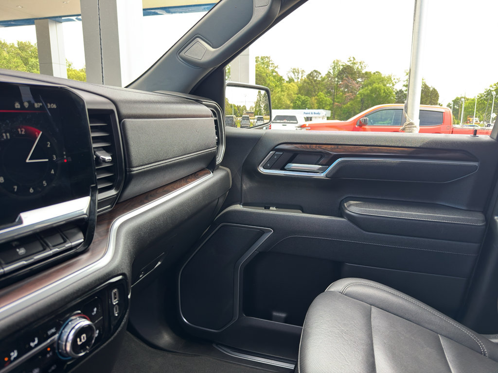 Used 2025 GMC Sierra 1500 SLT image 20