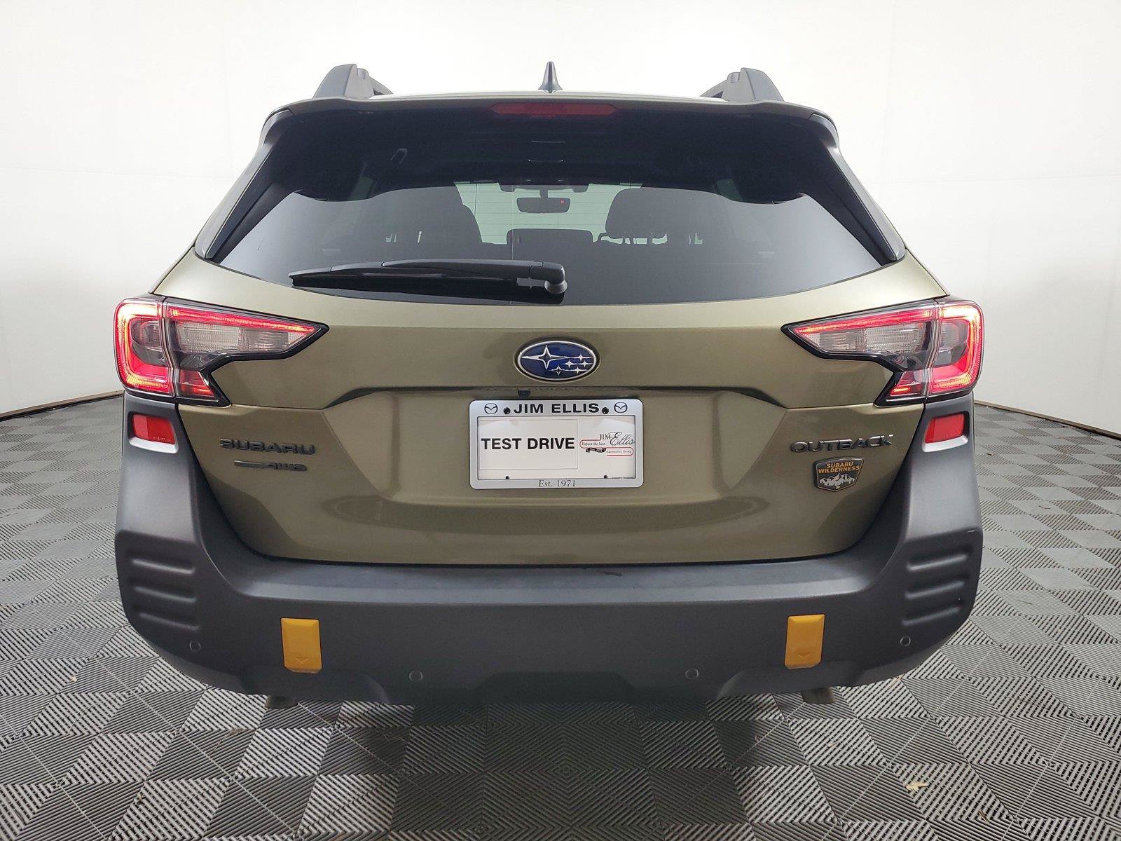 Used 2022 Subaru Outback Wilderness AWD/4WD image 5