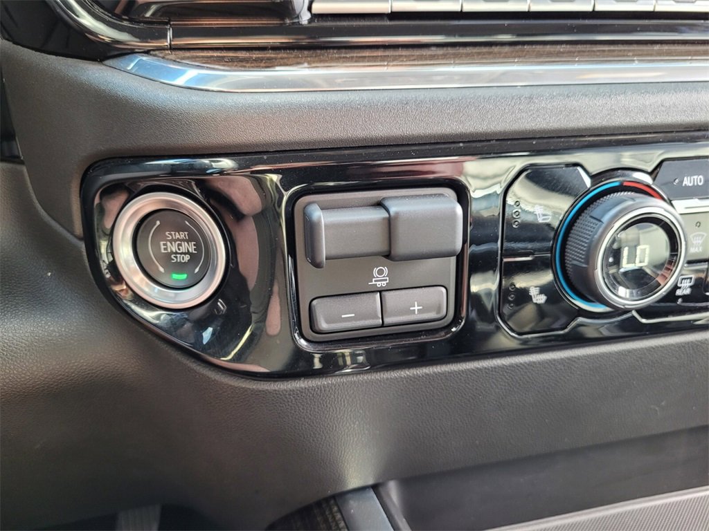 Certified 2023 Chevrolet Silverado 1500 RST w/ Z71 Off-Road Package image 31