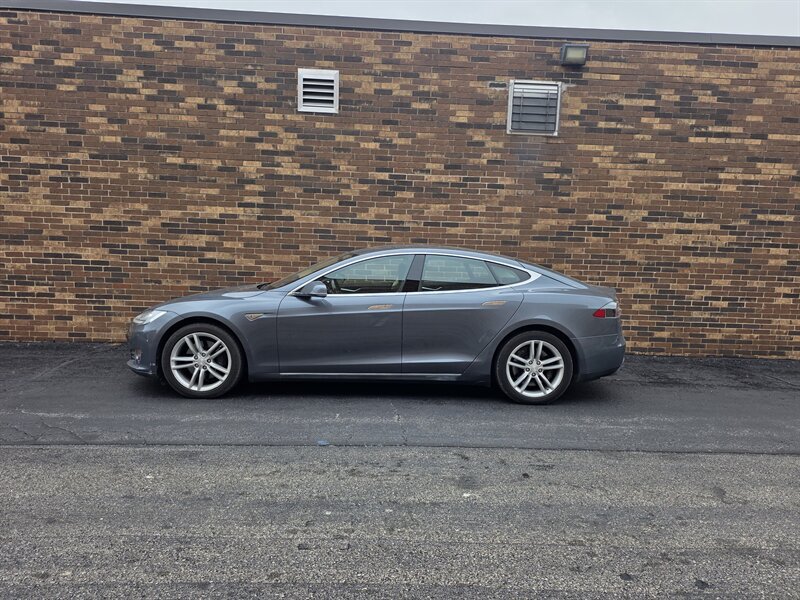 Used 2014 Tesla Model S 85 RWD image 6