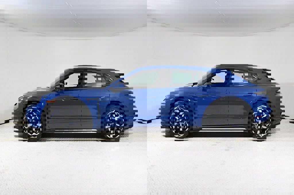 Certified 2025 Porsche Taycan 4 Cross Turismo image 2