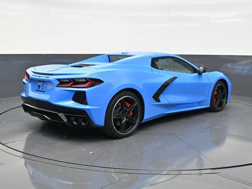 Used 2025 Chevrolet Corvette Stingray Preferred Conv w/ 2LT RWD image 5