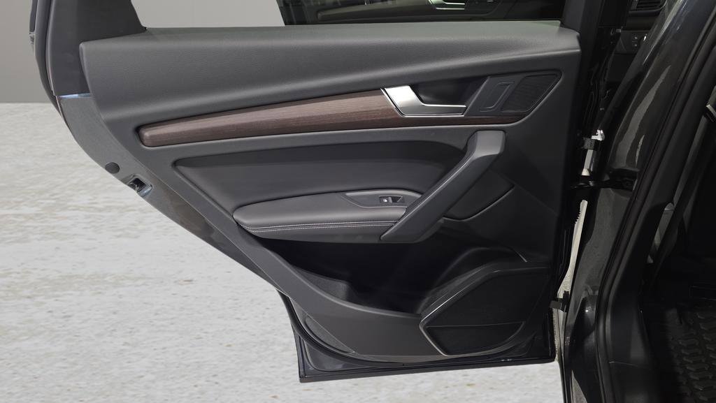 Used 2022 Audi Q5 2.0T Premium Plus image 13