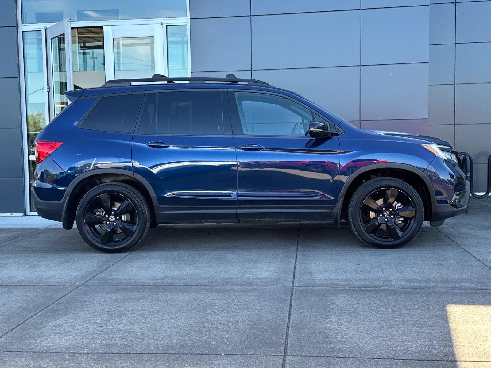 Used 2020 Honda Passport Elite image 2