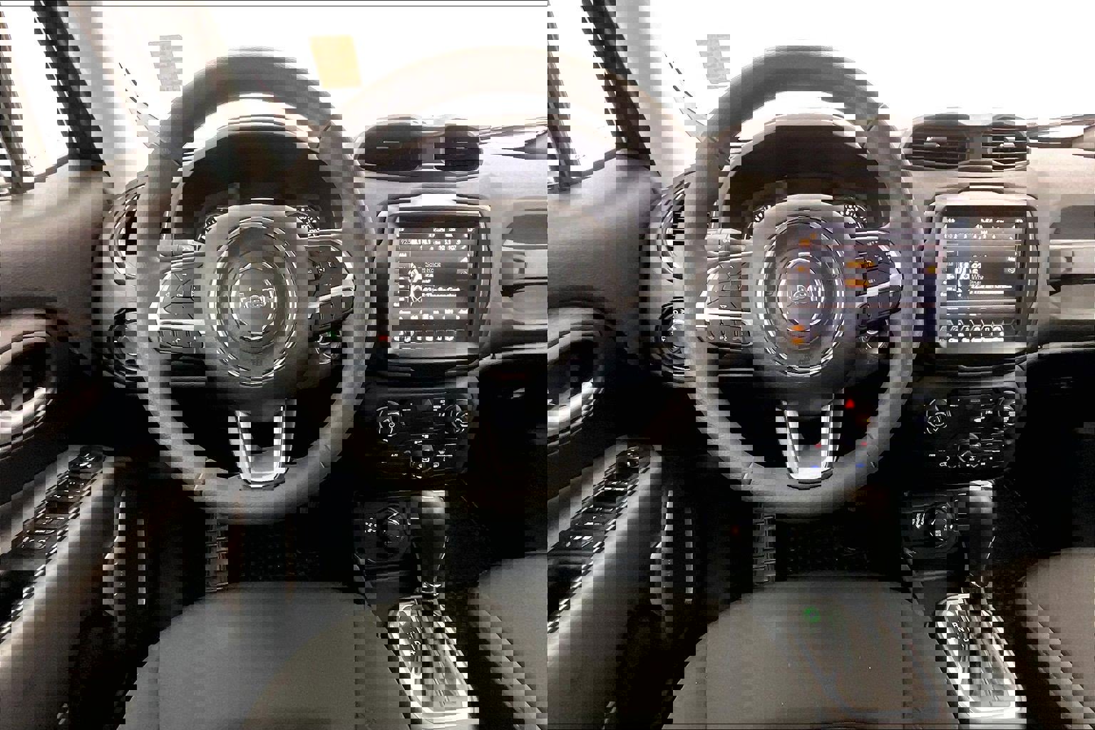 Certified 2023 Jeep Renegade Latitude image 4