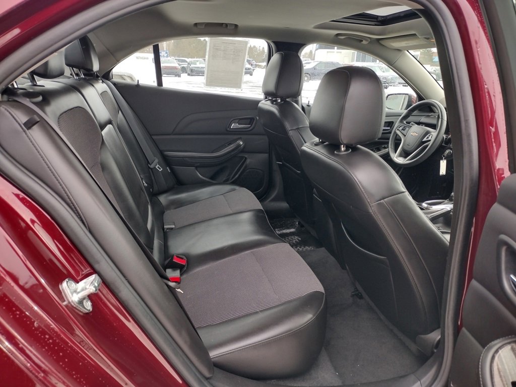 Used 2015 Chevrolet Malibu LT image 10