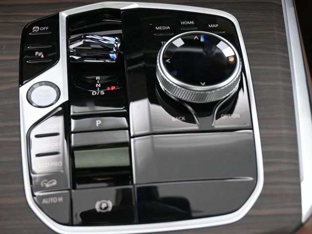 New 2026 BMW X5 xDrive40i image 3