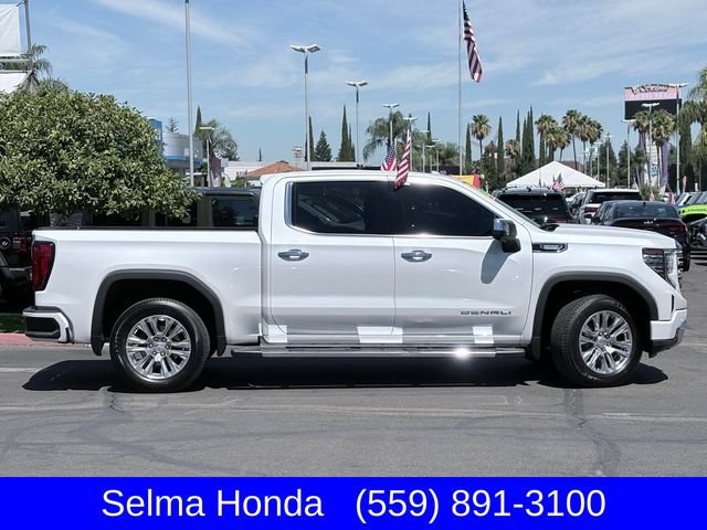 Used 2023 GMC Sierra 1500 Denali w/ Technology Package AWD/4WD image 4