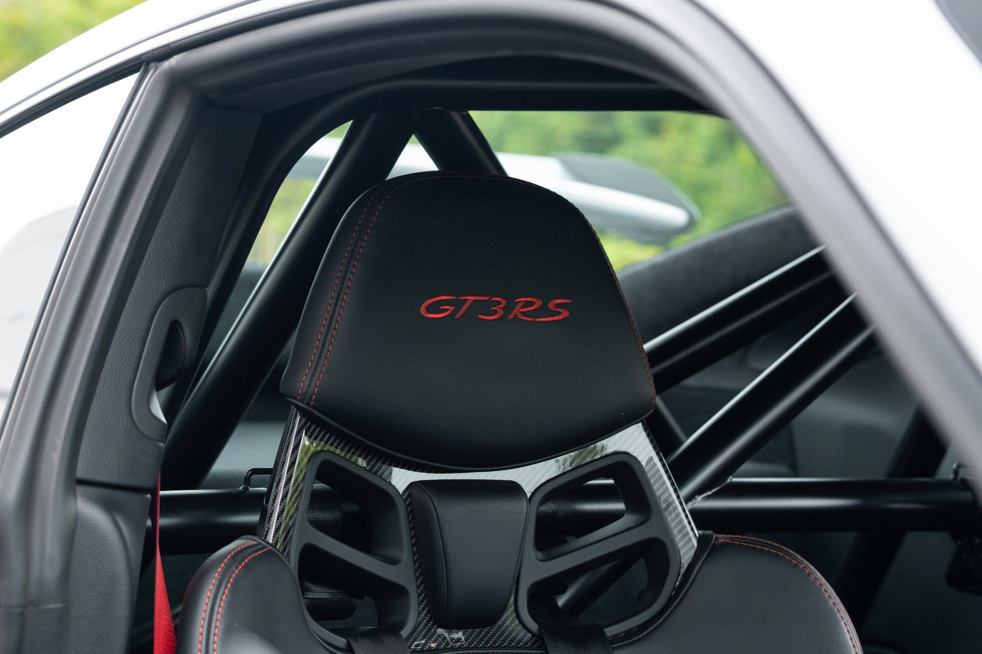 Used 2016 Porsche 911 GT3 RS RWD image 8