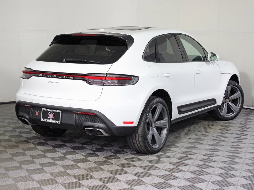 Certified 2025 Porsche Macan image 7