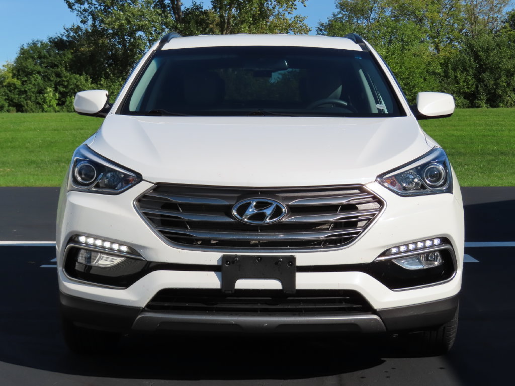 Used 2017 Hyundai Santa Fe Sport AWD/4WD image 4