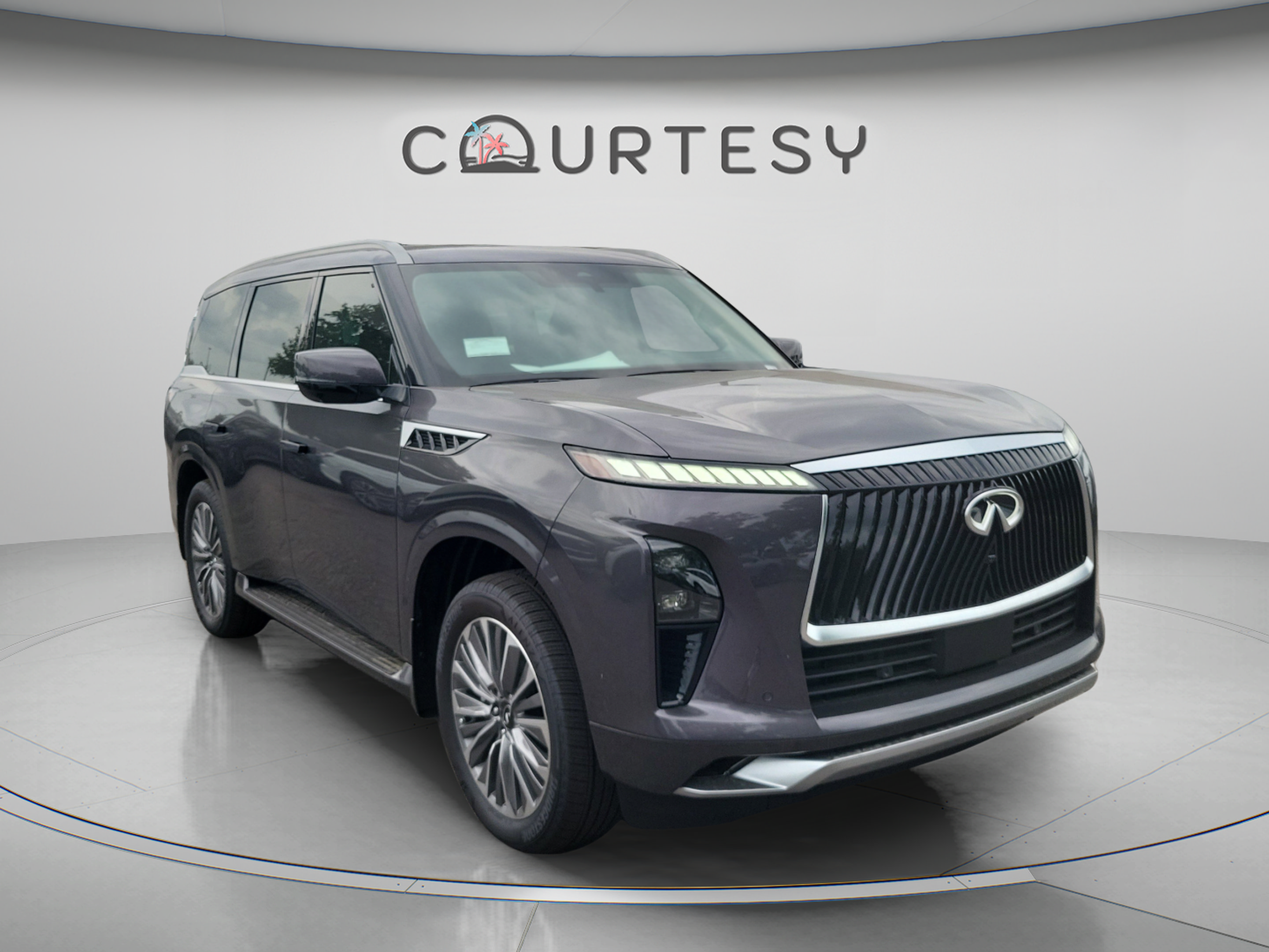 Certified 2026 INFINITI QX80 Luxe w/ Cargo Package AWD/4WD image 4