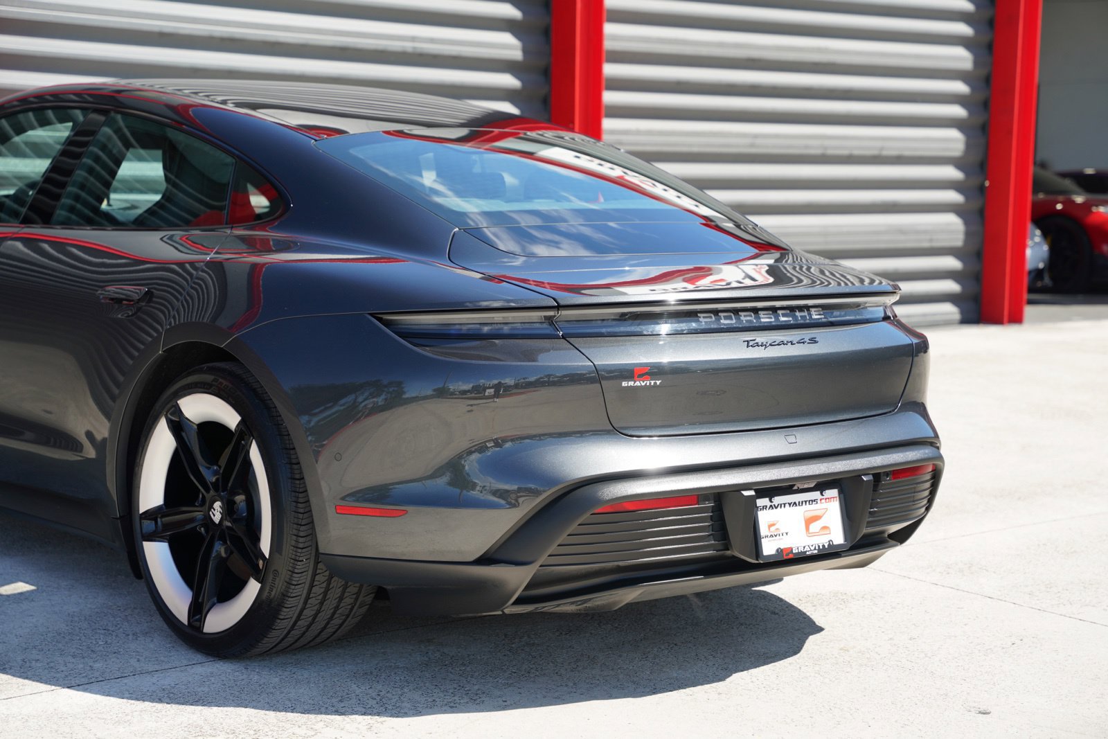 Used 2025 Porsche Taycan 4S w/ Premium Package AWD/4WD image 15