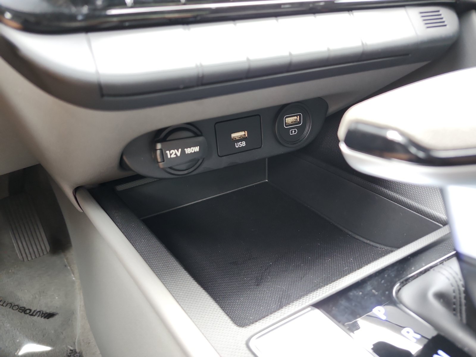 Used 2023 Hyundai Elantra SEL w/ Cargo Package FWD image 20