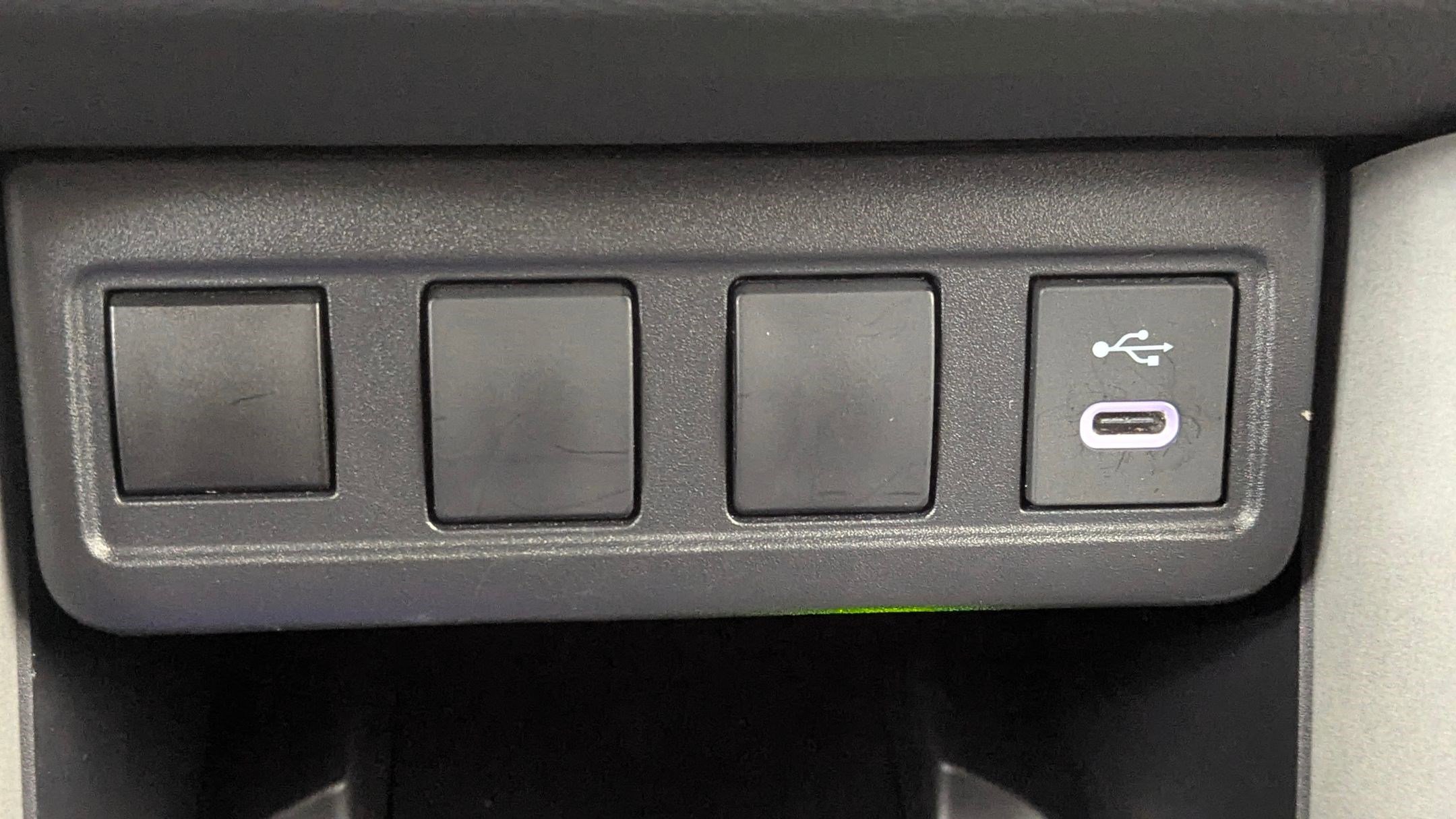 Used 2025 Toyota Corolla Cross AWD Hybrid image 28