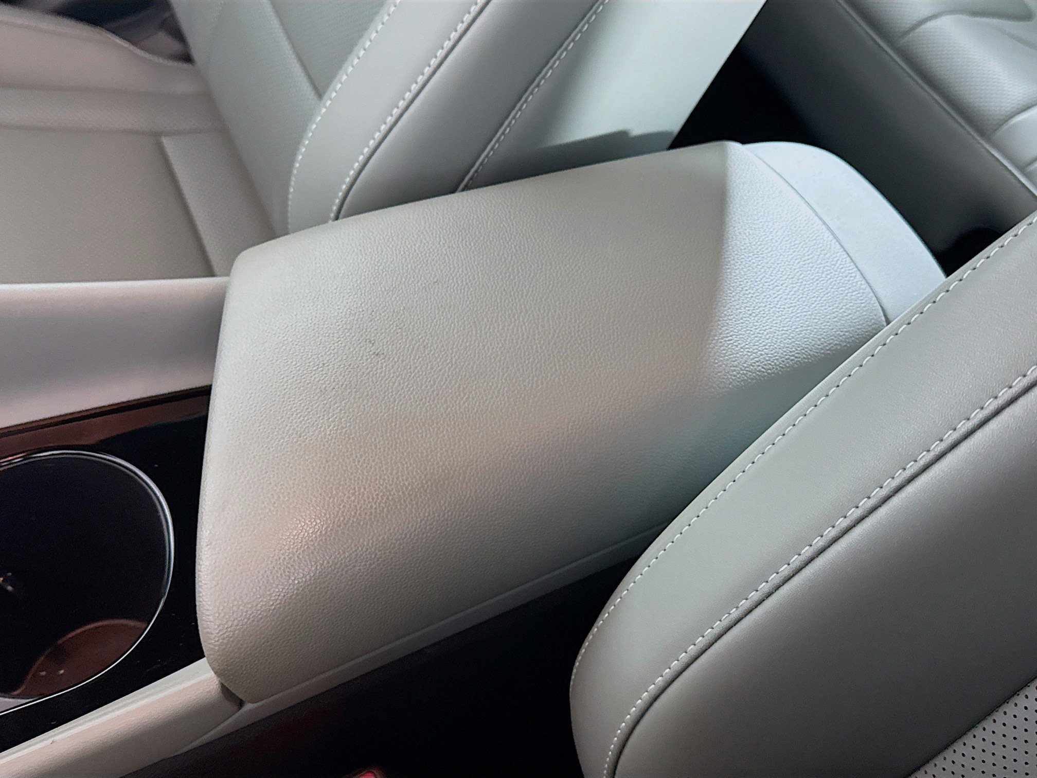 Used 2024 Hyundai Elantra Limited image 18