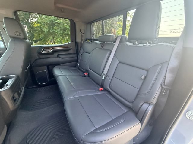 Used 2024 Chevrolet Silverado 1500 LT Trail Boss w/ Convenience Package II AWD/4WD image 17