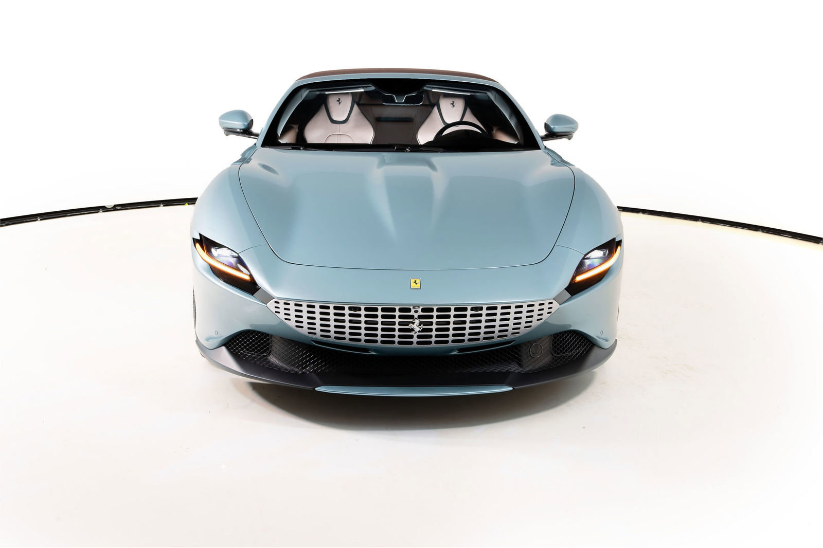 Certified 2025 Ferrari Roma Spider RWD image 24