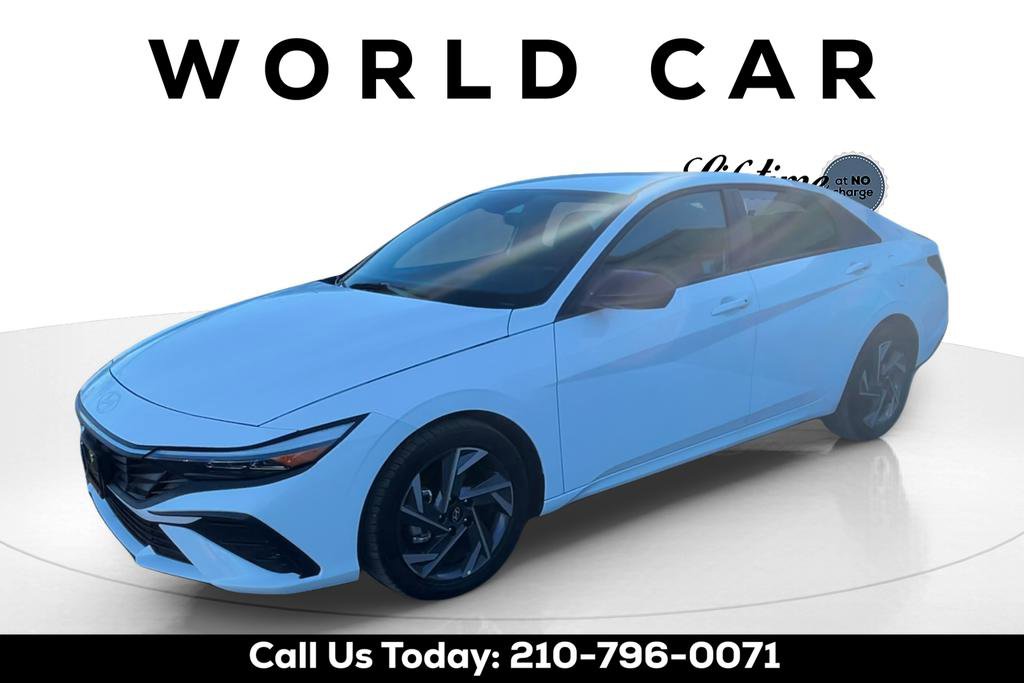 Certified 2025 Hyundai Elantra Sport image 7