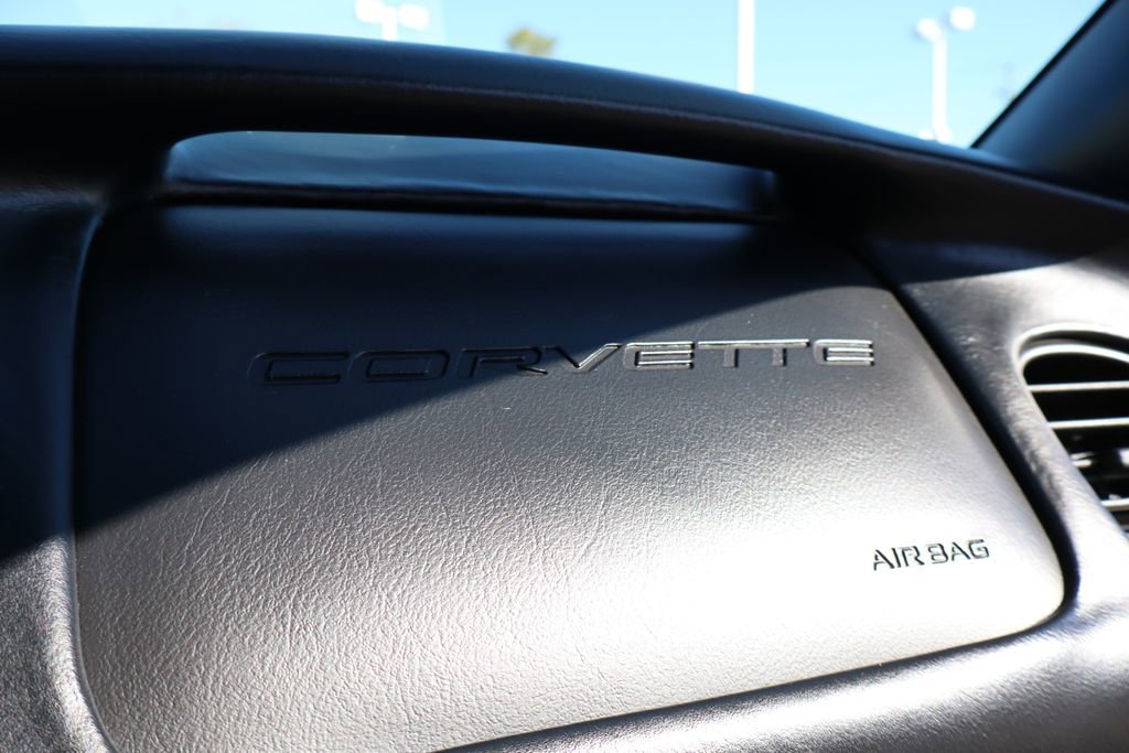 Used 2000 Chevrolet Corvette Convertible image 35