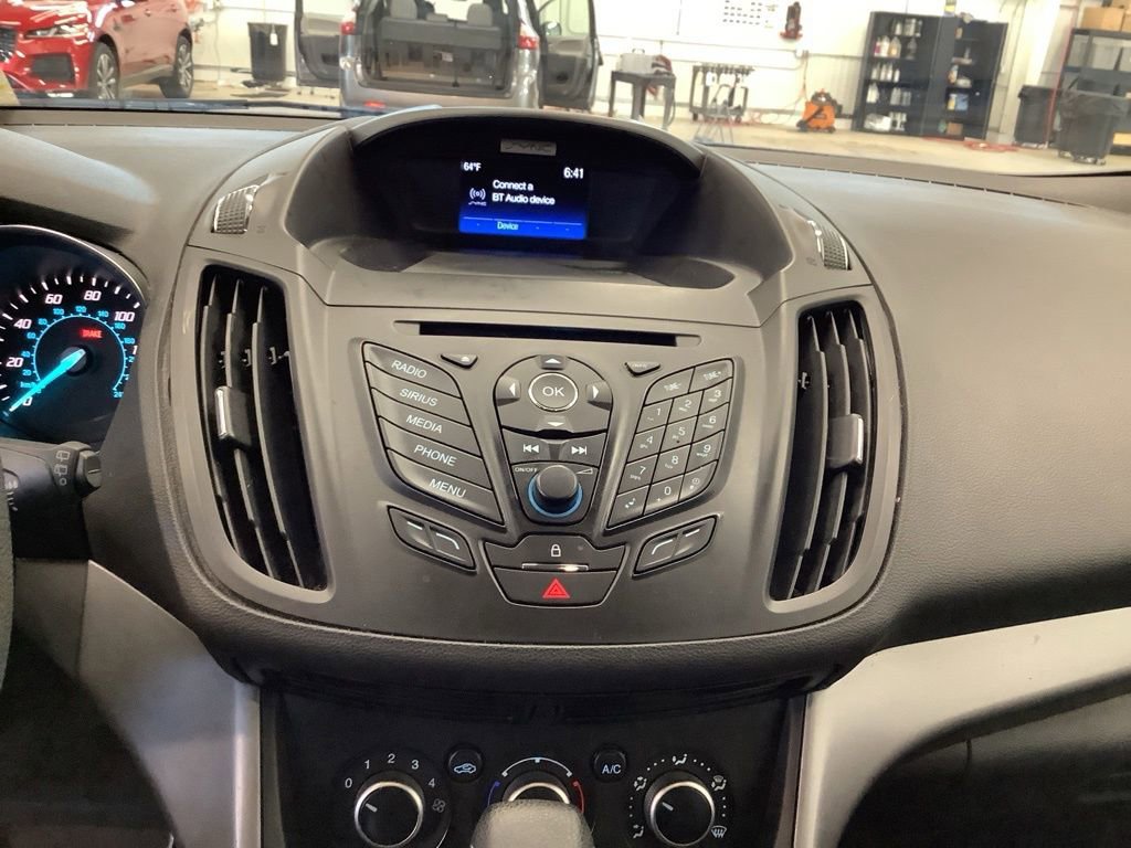 Used 2016 Ford Escape SE w/ SE Cold Weather Package AWD/4WD image 10