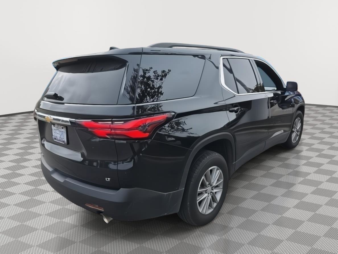 Used 2023 Chevrolet Traverse LT image 7