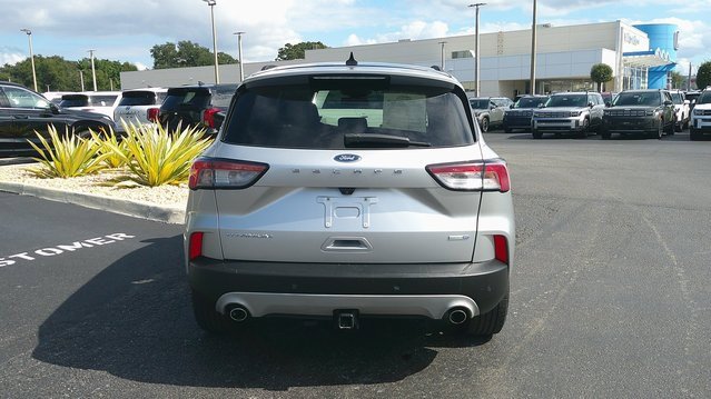 Used 2020 Ford Escape Titanium image 24