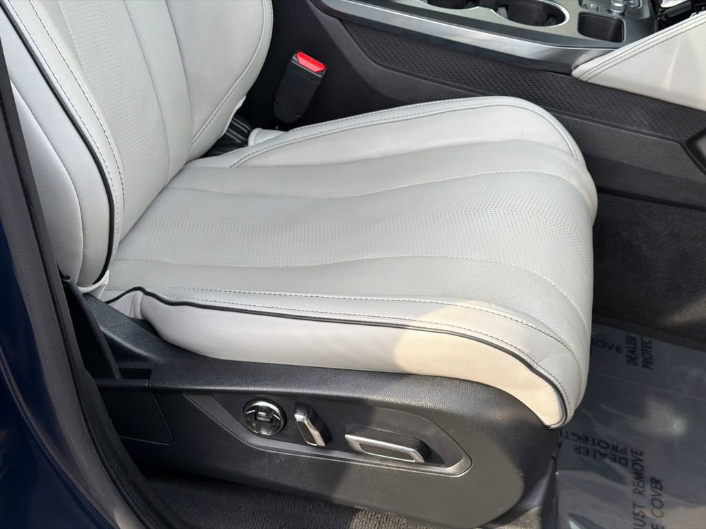 Used 2023 Acura MDX SH-AWD w/ Advance Package image 13