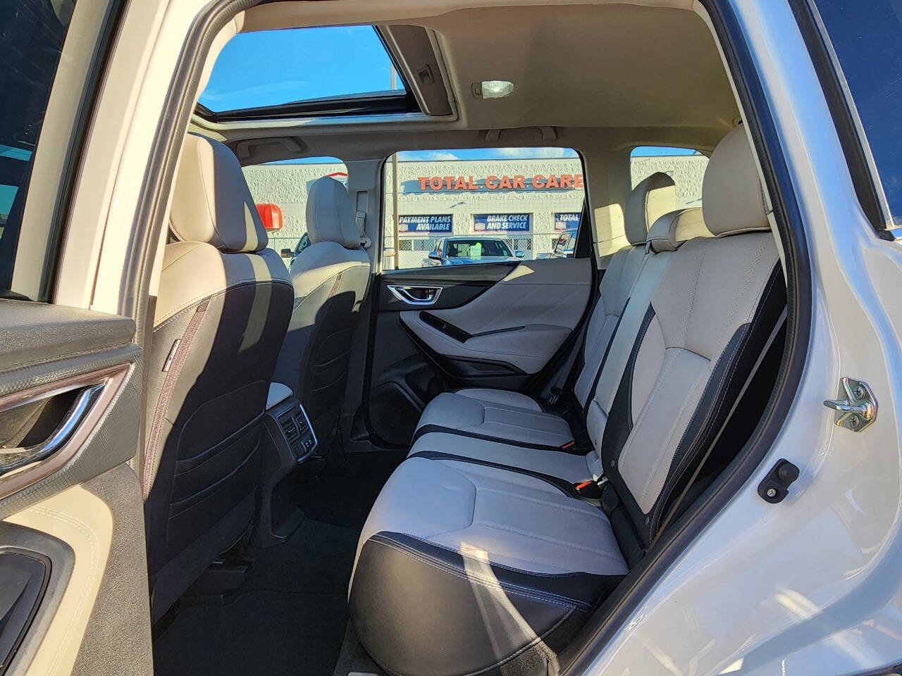 Used 2021 Subaru Forester Limited image 13