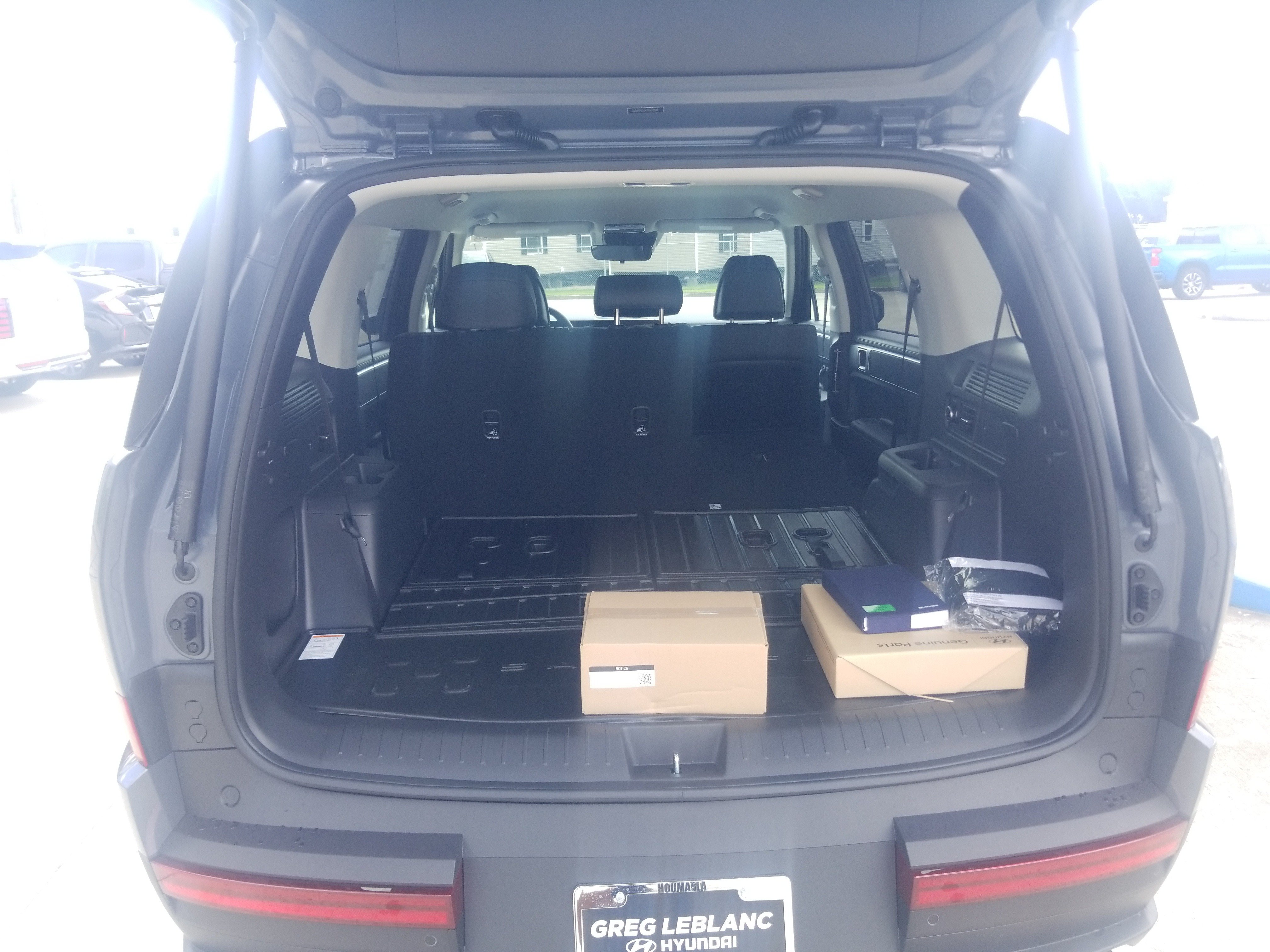 New 2026 Hyundai Santa Fe SEL w/ Tow & Go Package FWD image 13