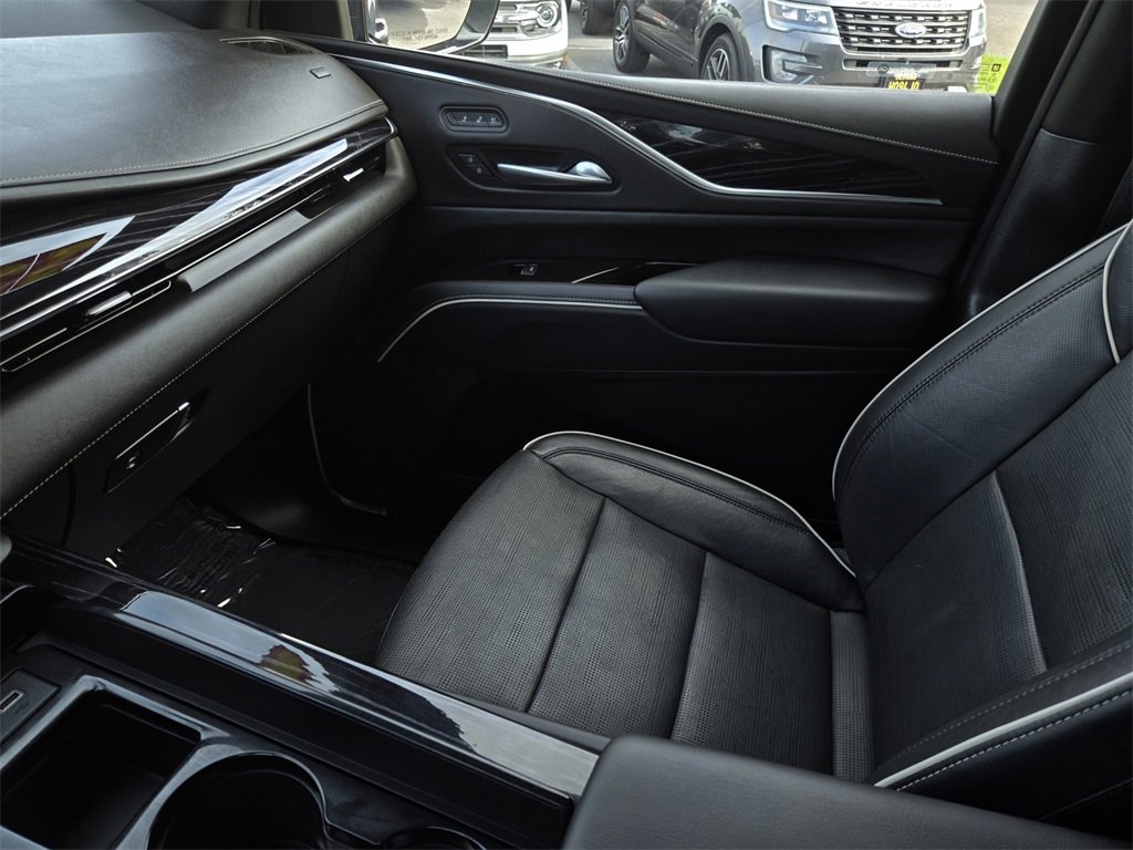 Used 2023 Cadillac Escalade Sport image 33