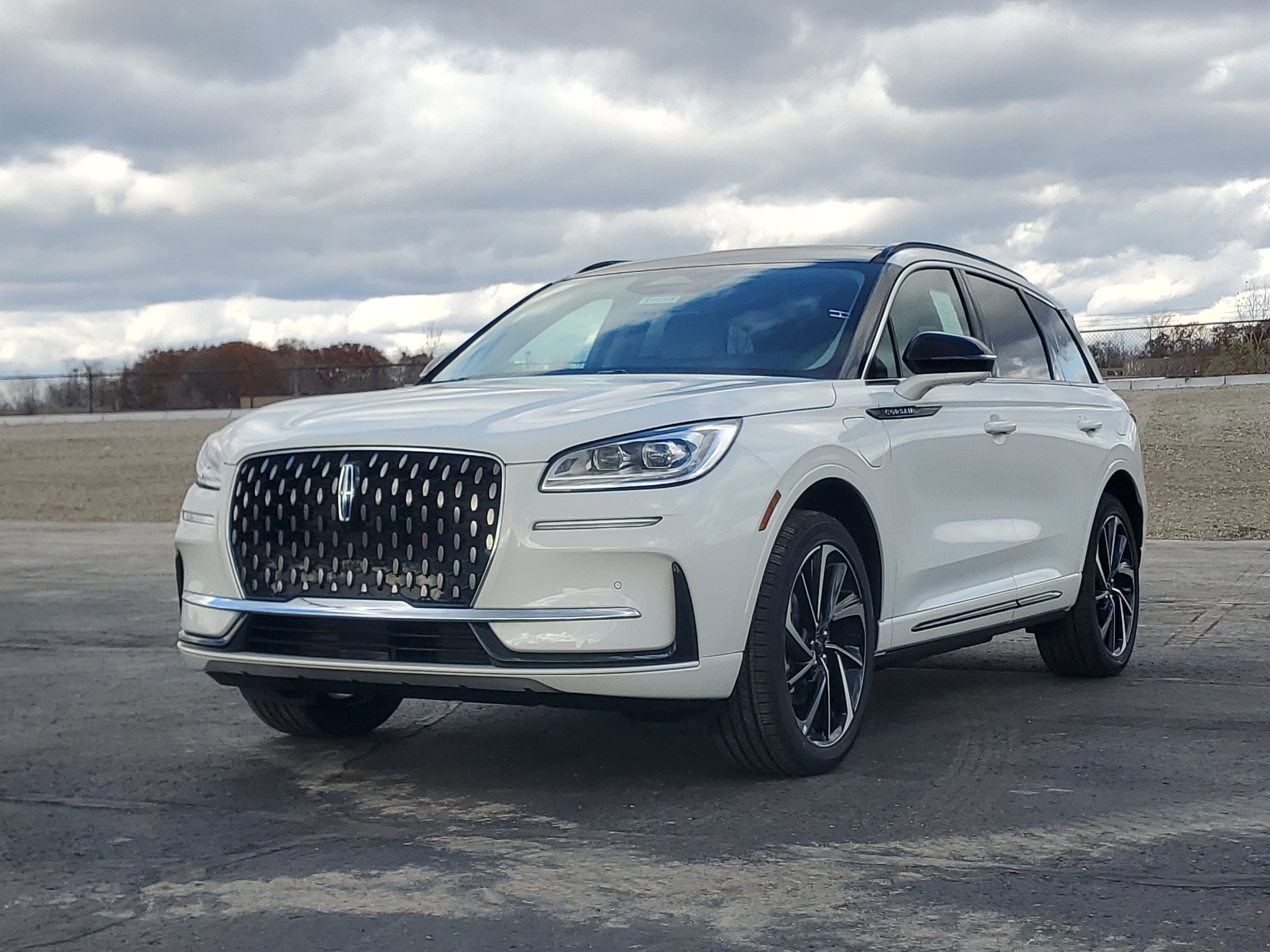 New 2026 Lincoln Corsair Grand Touring image 2