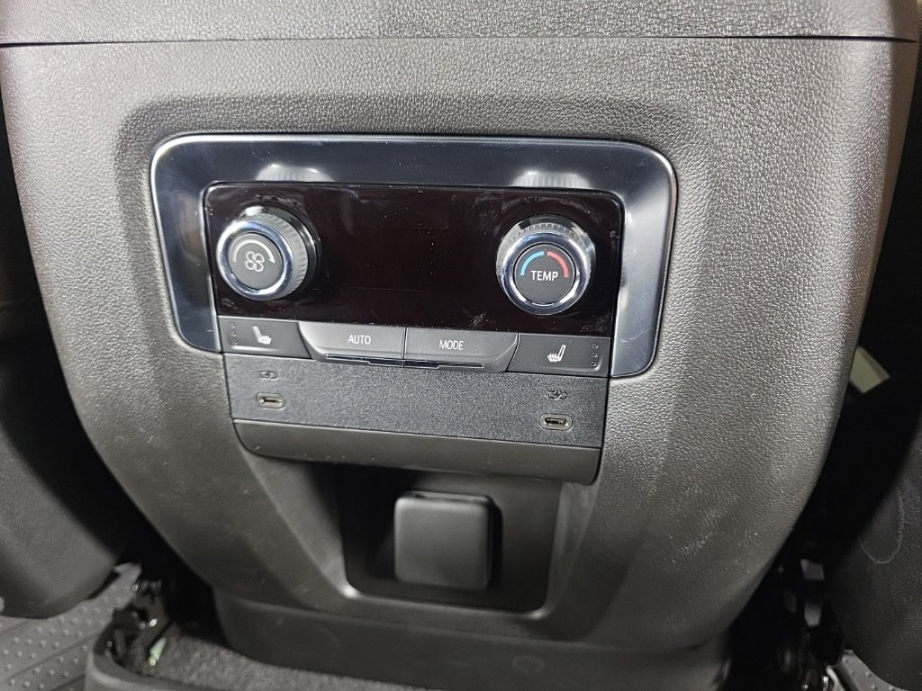 New 2026 Chevrolet Tahoe High Country w/ Sun And Tow Package image 42