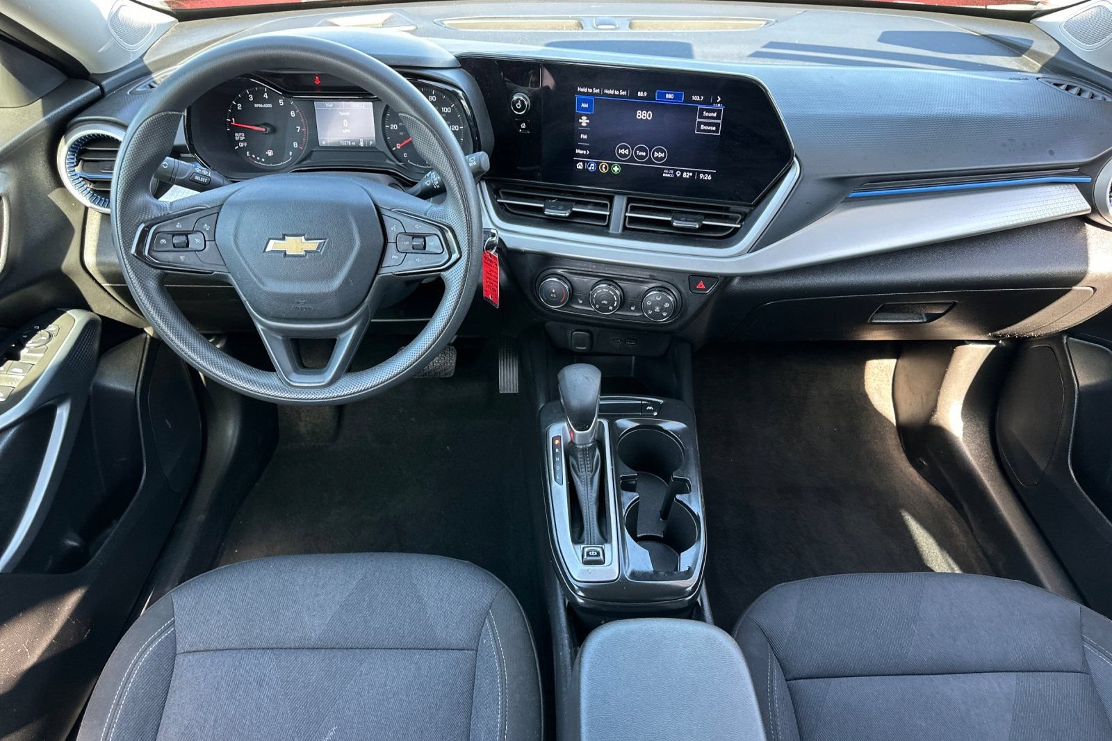 Used 2024 Chevrolet Trax LS w/ LS Convenience Package FWD image 17