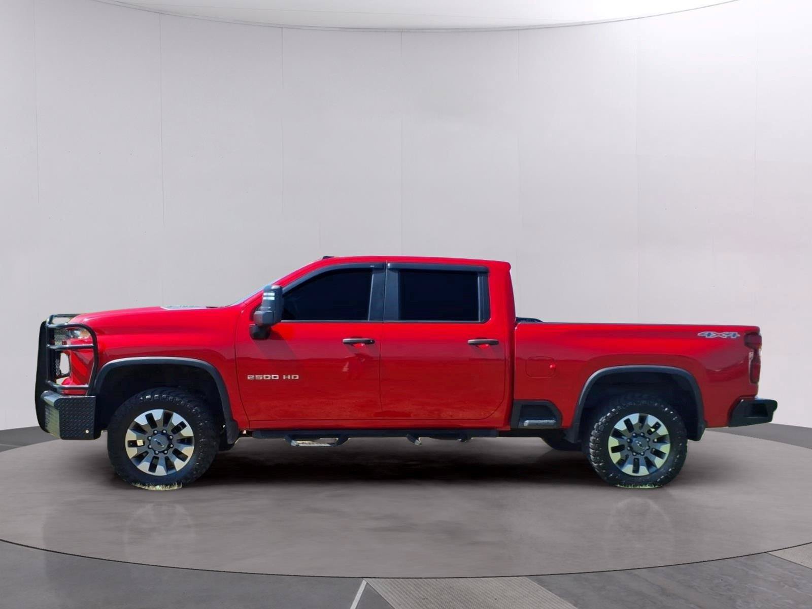 Used 2024 Chevrolet Silverado 2500 Custom w/ Custom Value Package AWD/4WD image 2
