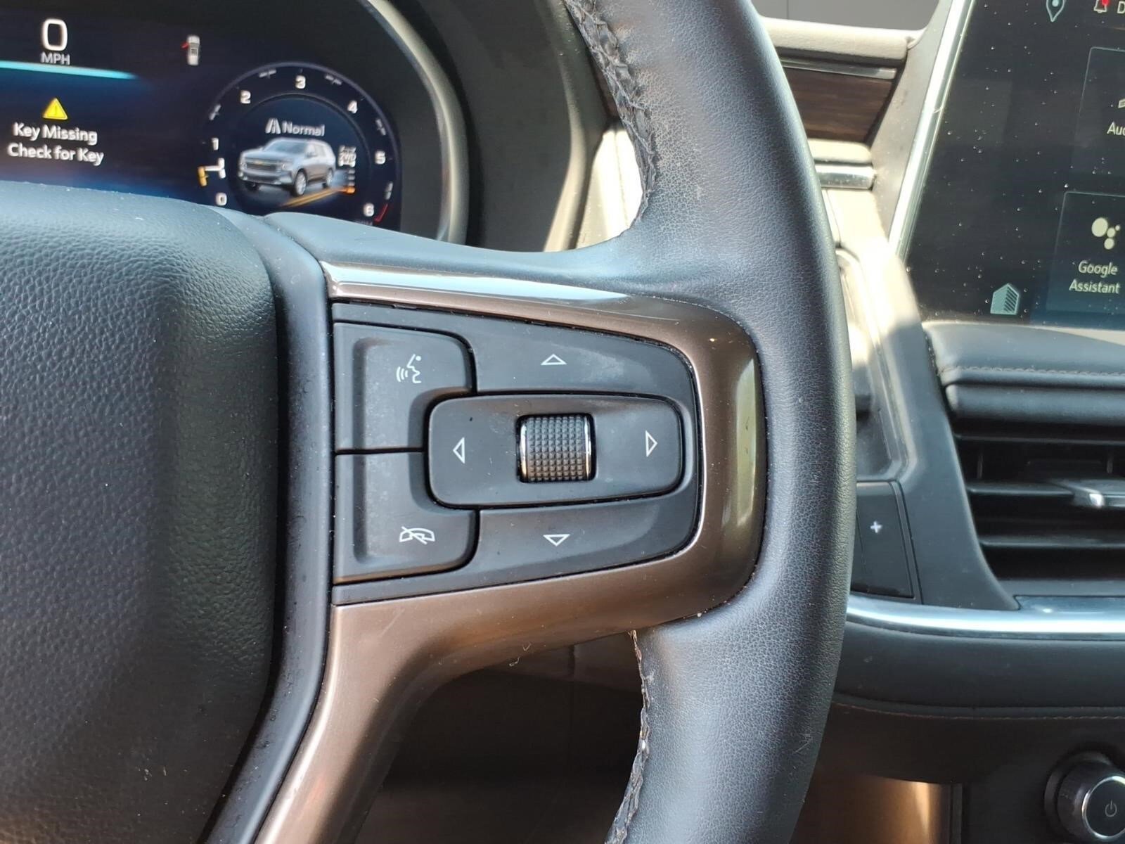 Used 2023 Chevrolet Tahoe High Country AWD/4WD image 16