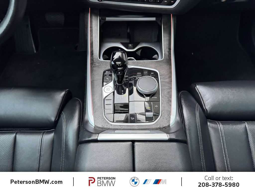 Used 2022 BMW X7 xDrive40i w/ Premium Package image 12